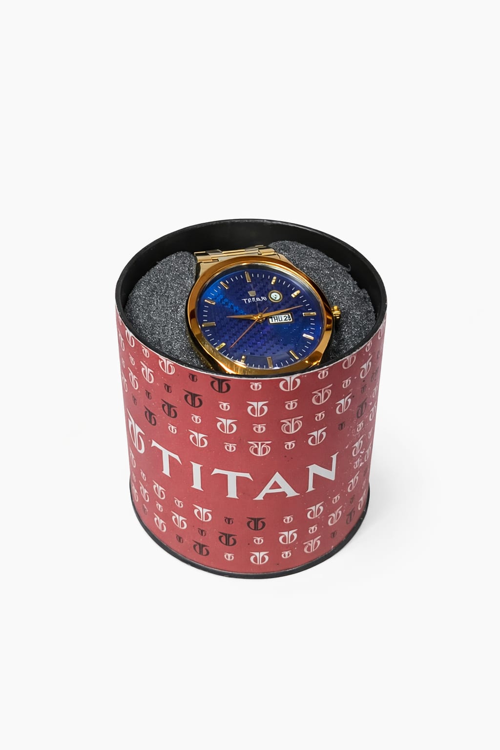 TITAN Day & Dated Wrist watch